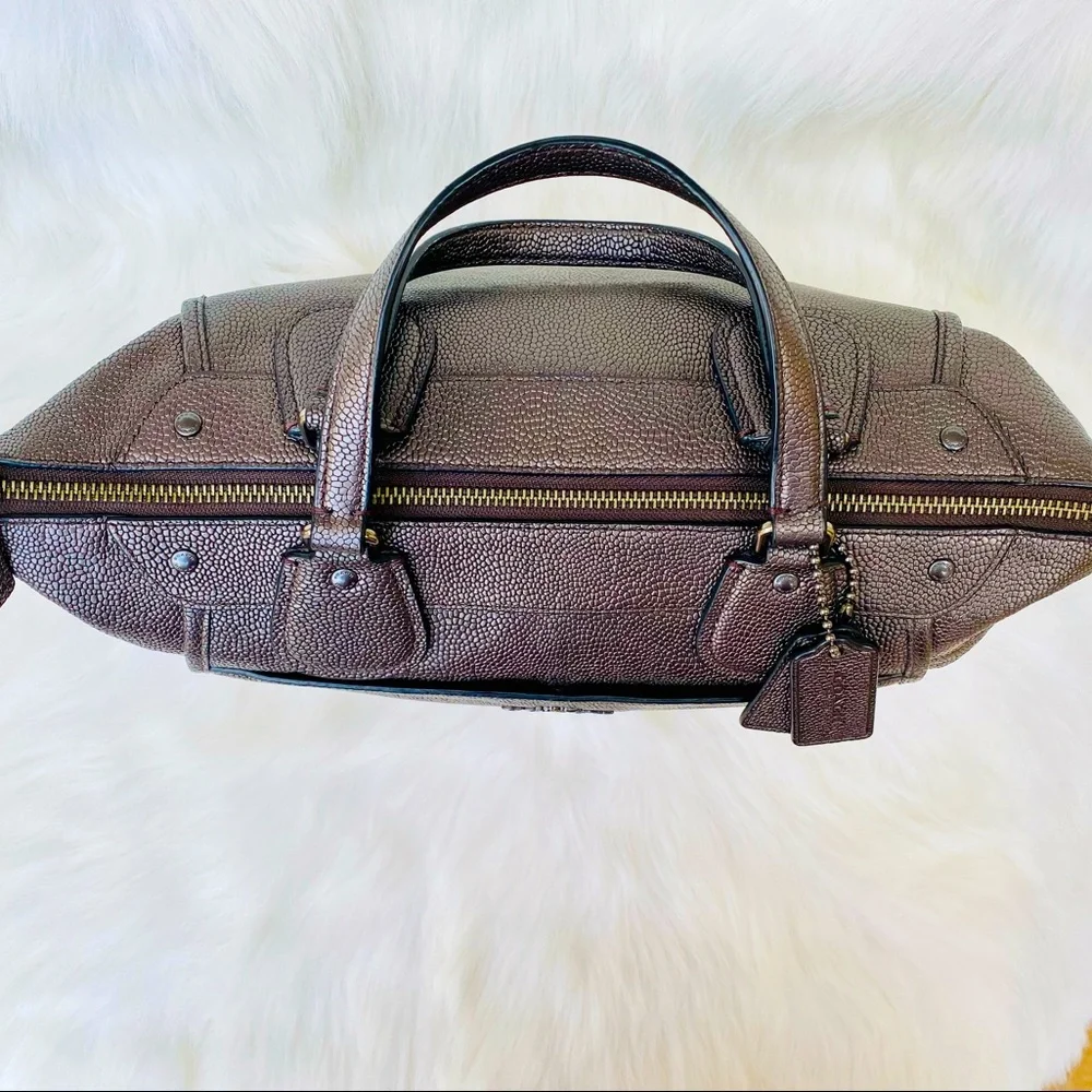 Coach ✨ Mickie Caviar Grain Leather Satchel